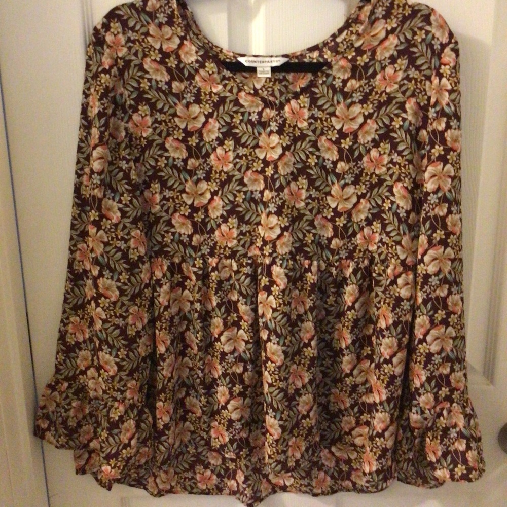 Flowy, Flowered Pattern Top